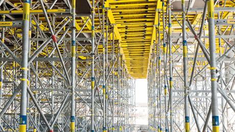 Wieże nośne Staxo 100