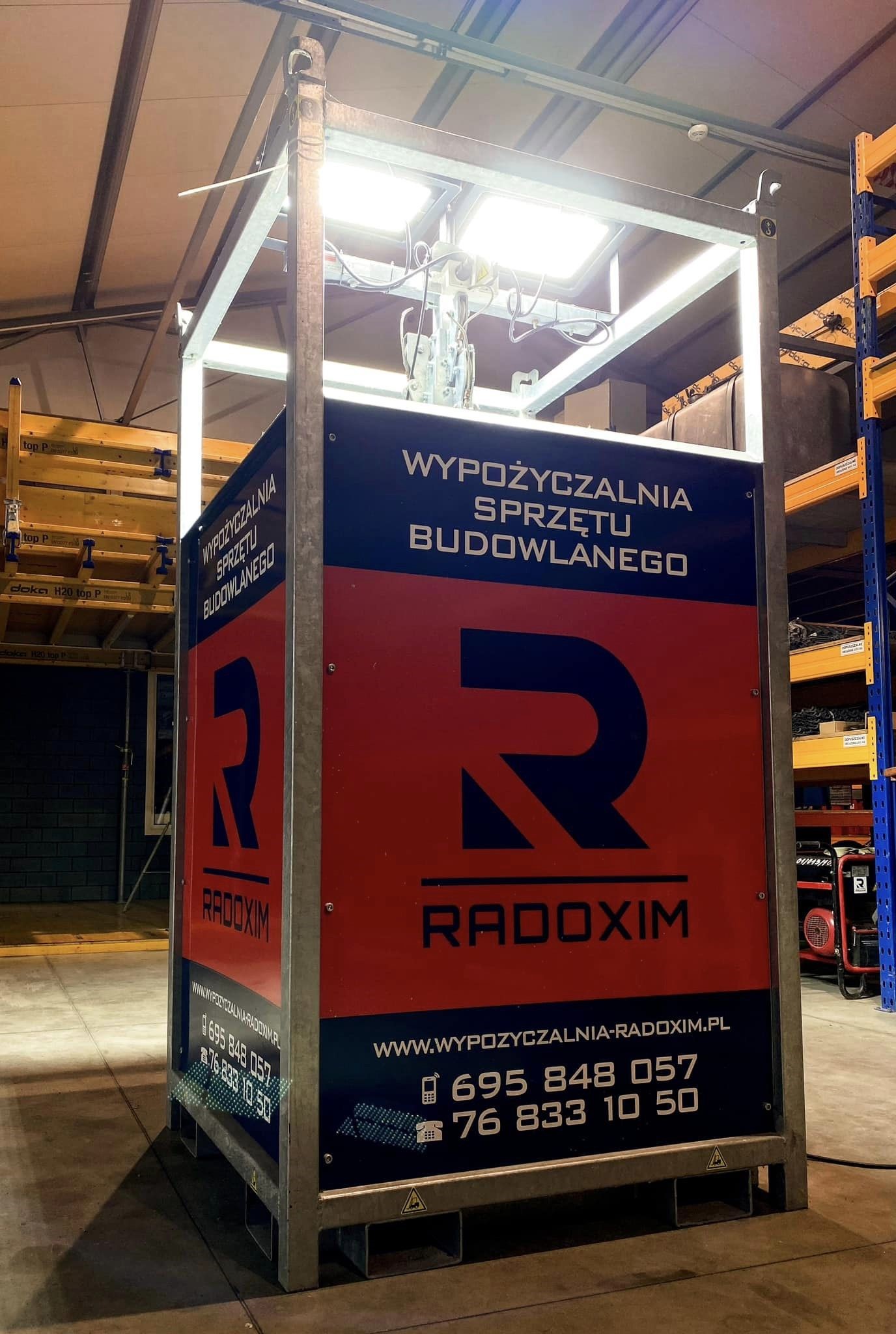 Maszt oświetleniowy